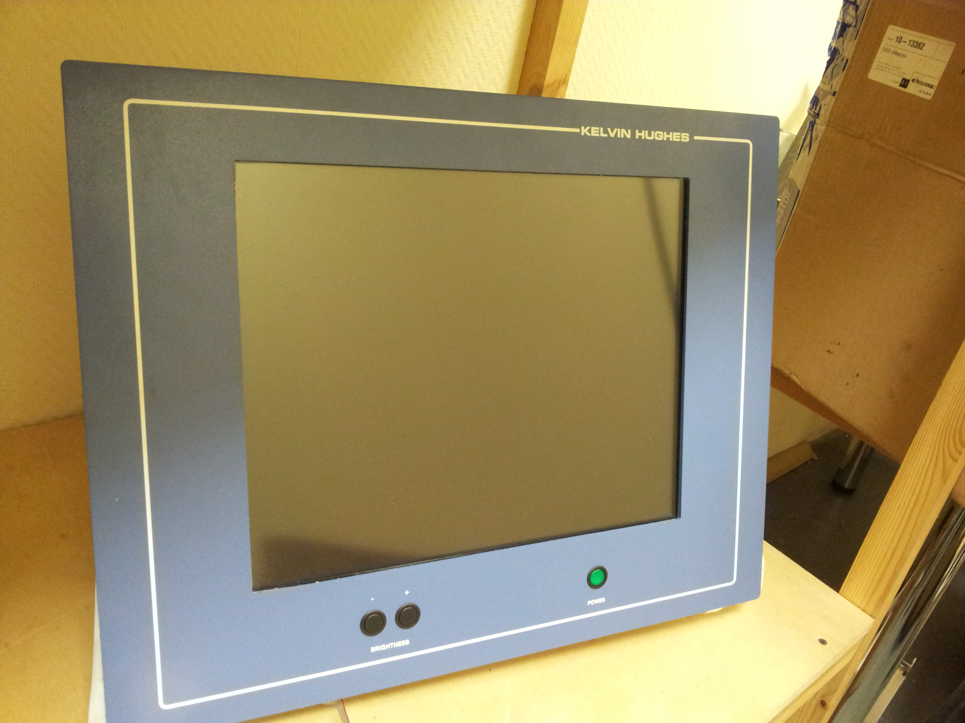 Replacing old kinescopes with old radars on LCD displays