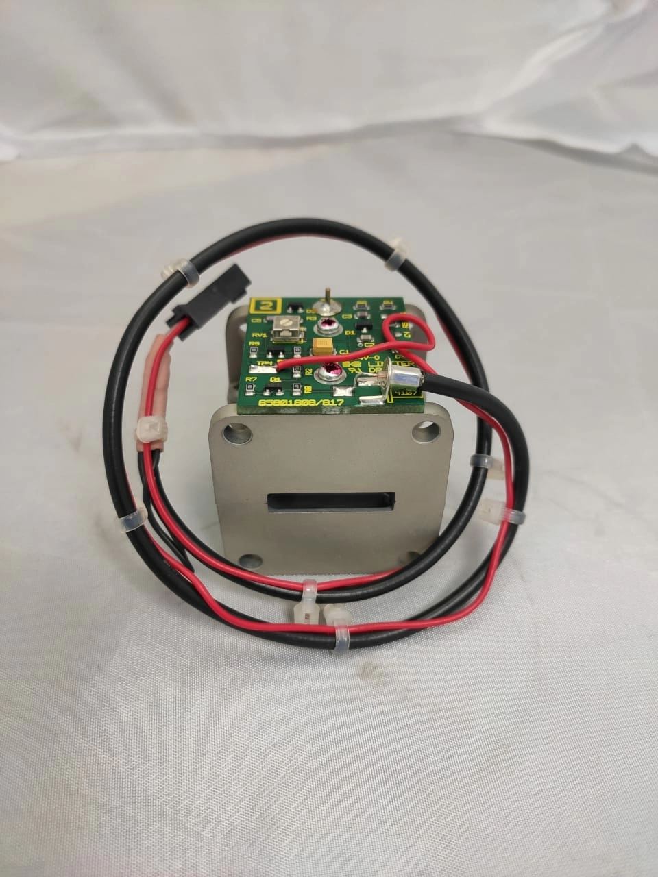 Высокочастотная головка для радара б.у. s/n 0703012 на проверку 1