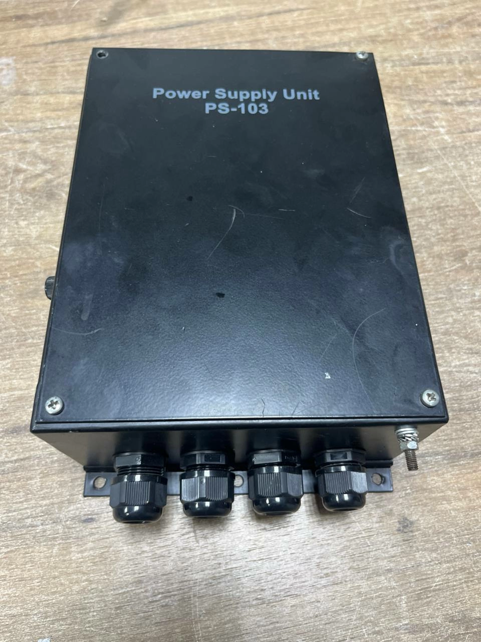 Блок питания Unicont PS-103 s.n 103040301-108 б.у рабчочее 1