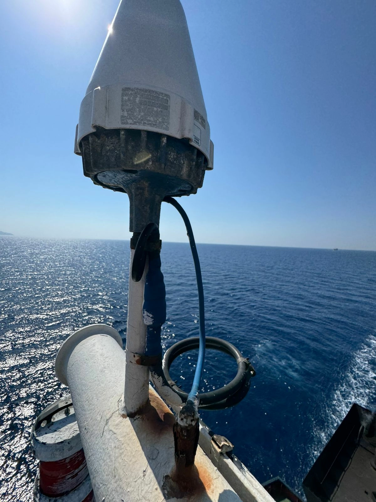 Ремонт Inmarsat-C Furuno Felcom-15 на судне Maris Whisper