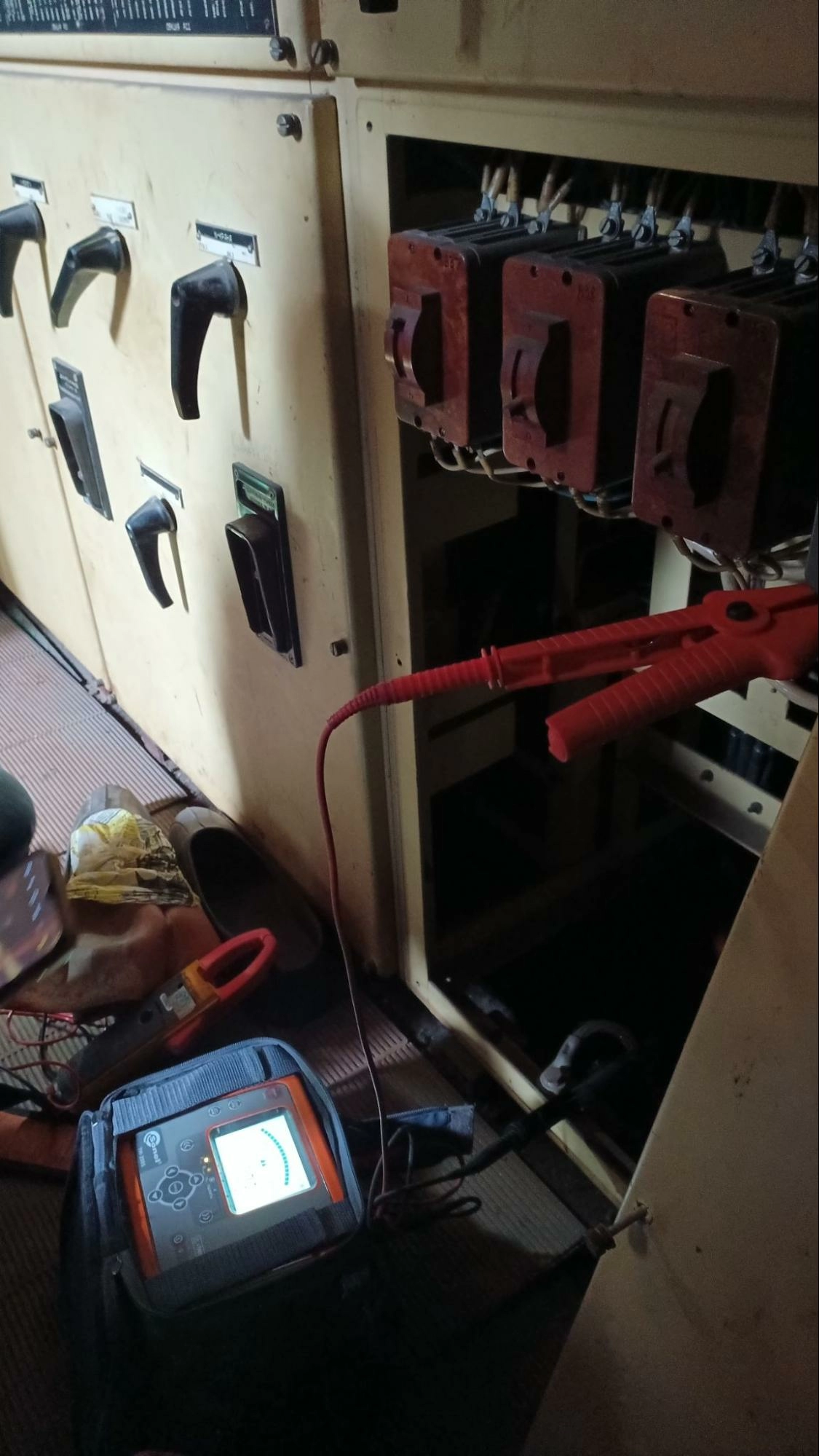 Замеры сопротивления изоляции проложенных кабелей