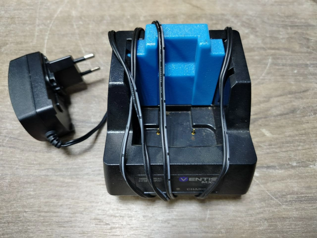 Зарядная станция Ventis MX4 Charger s.n 1208015687 б.у рабочее 1
