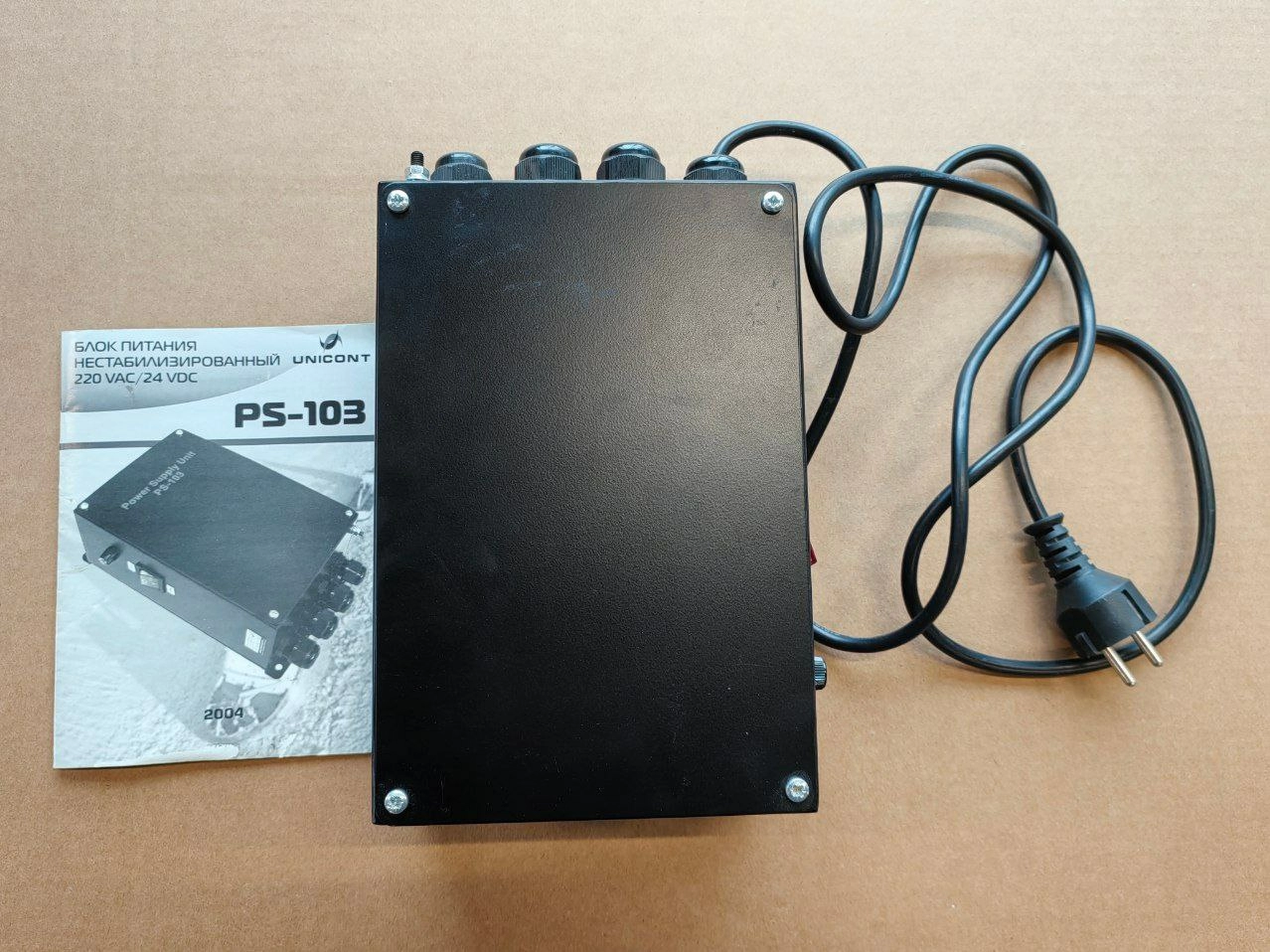Блок питания UNICONT PS-103-15А б.у s.n 103041115-007 рабочее 1