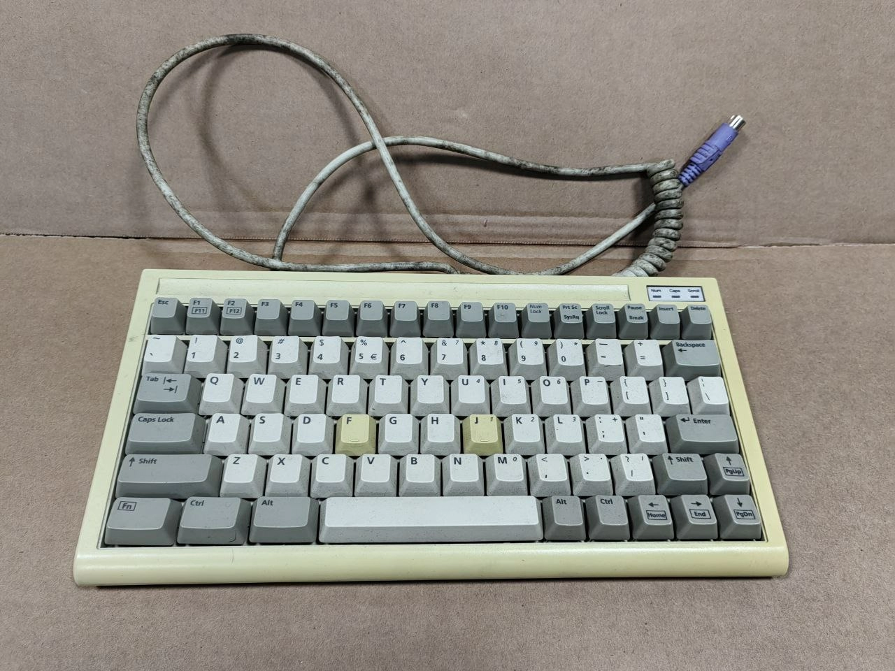 Клавиатура BTC 5100C PS/2 б.у s.n 6604800010 на проверку 1