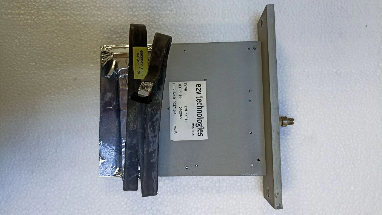 Performance Monitor B3RX1011 б.у sn 0402022 на проверку 1