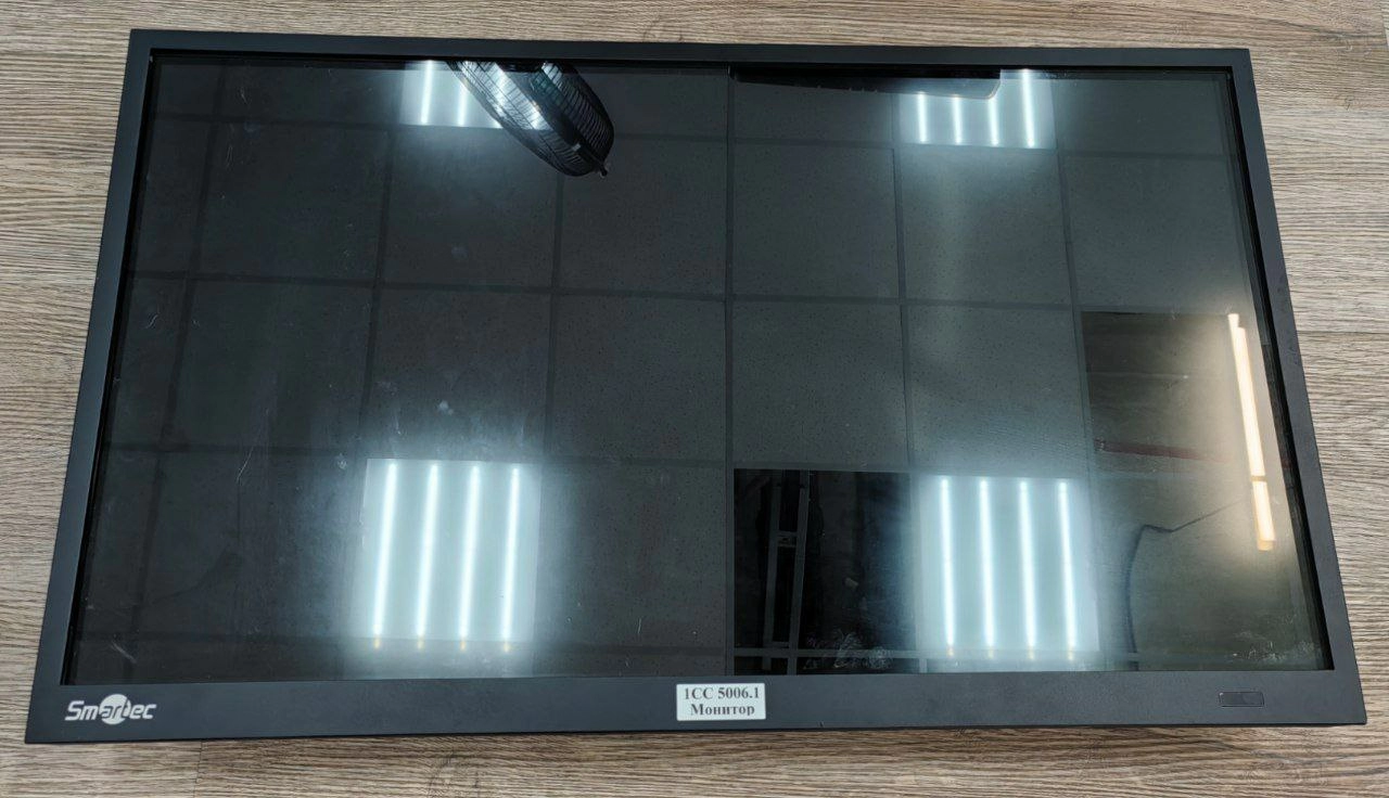 Монитор LCD 32" Smartec STM-324, s.n 1020170017, б.у, на проверку 1