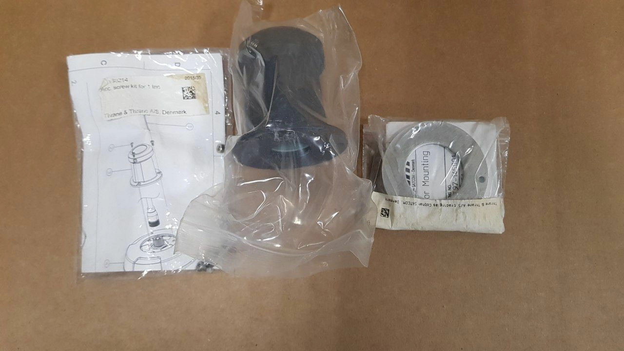 Крепление антенное для Sailor TT-3027M б.у 1