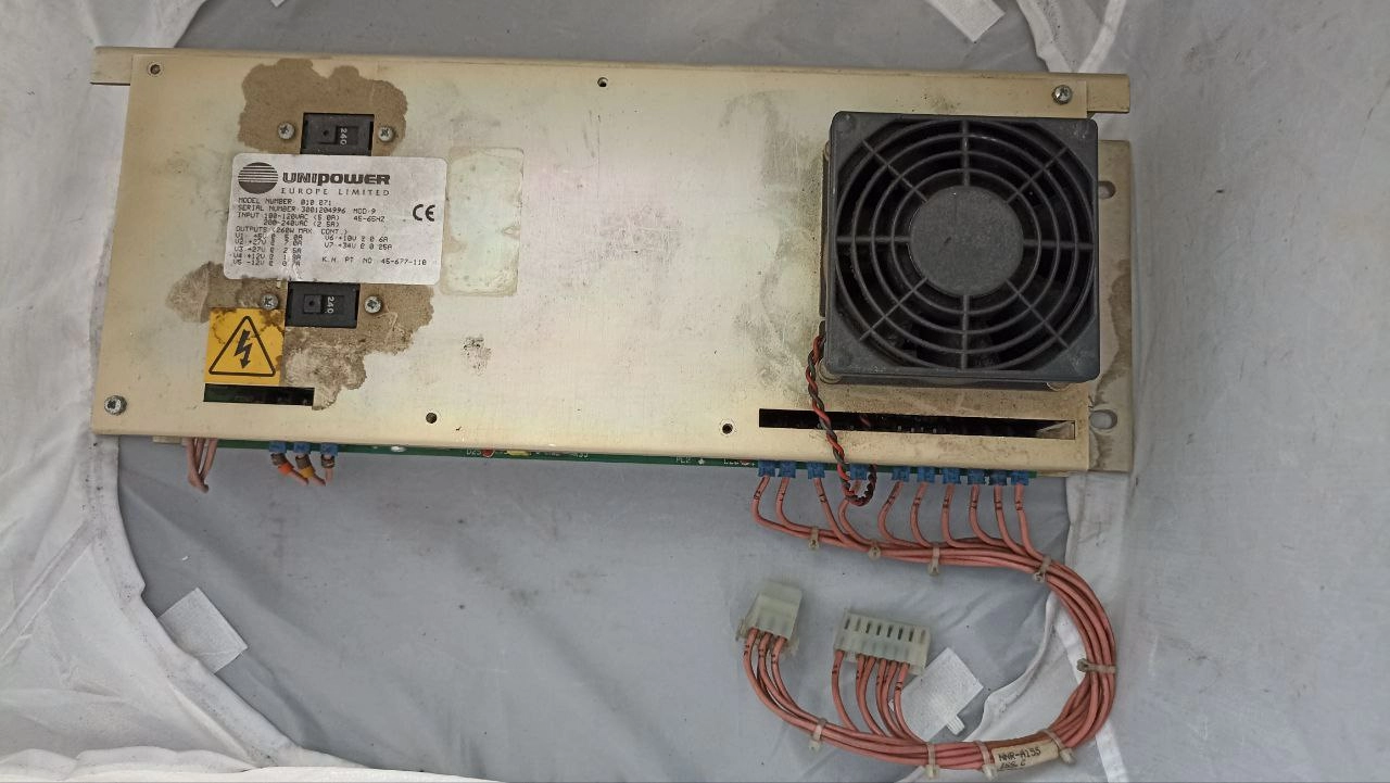 Блок питания Unipower 010.071 p.n. 45.677.110 s.n. 3001204996 б.у. на проверку 1