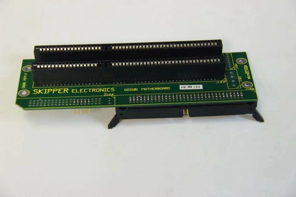 Материнская плата эхолота SKIPPER GDS101 б.у. s/n NE 47/94 на проверку 1