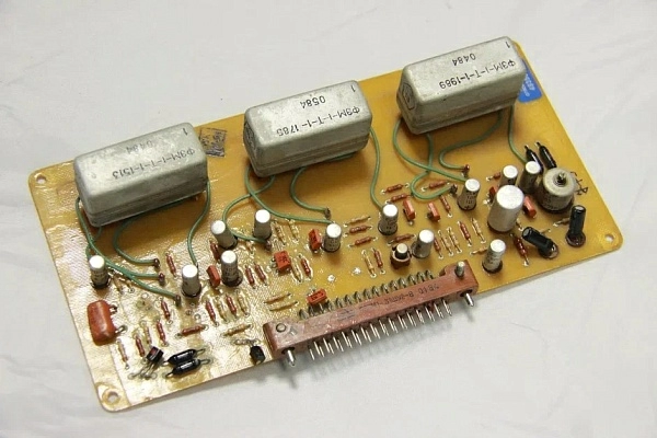 Плата для УКВ "КАМА" К28 445 б.у. s/n 775 на проверку