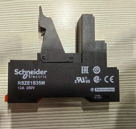 Колодка для реле Schneider Electric RSZE1S35M