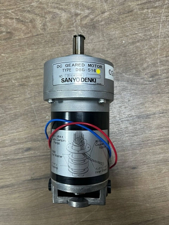 Двигатель постоянного тока D8G-516 с.н 051824024 RB б.у рабочее