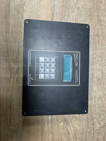 Передняя панель DAC-109 s.n РНД-972306 б.у рабочее