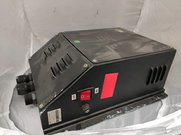 Блок питания UPS-114 (б.у.) s/n 114060401-208 раб.