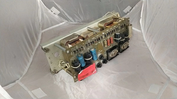 Блок питания ИН-3 для РЛС Печера б.у. s.n 86-40 на проверку