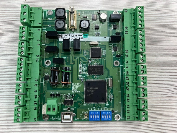 Плата автопилота NAVIS APM-3000 s.n022304261400 рабочая