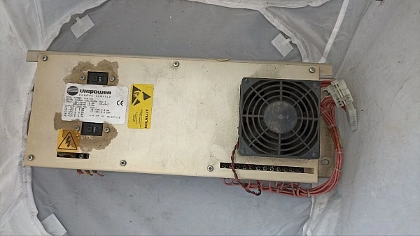 Блок питания Unipower 010.071 p.n. 45.677.110 s.n. 1601202956 б.у. на проверку