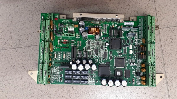 Плата гирокомпаса Sperry Marine NAVIGAT X MK1 SN1645-037 б/у