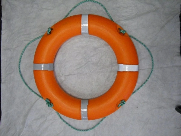 Круг спасательный RESCUER