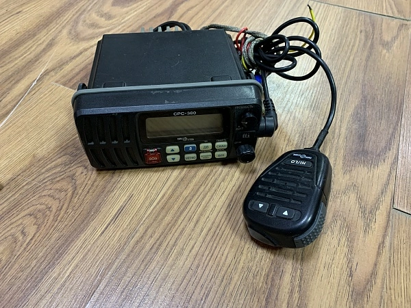 Радиостанция CPC-300 s/n 11683R0189 б/у на проверку