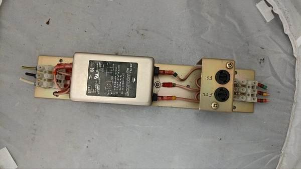 EMI FILTER 10ET1 F7313 120 250V s.n. 564641354 б.у. на проверку