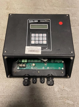 Цифро-аналоговый преобразователь курса DAC-109 s.n 109081001-015 б.у раб