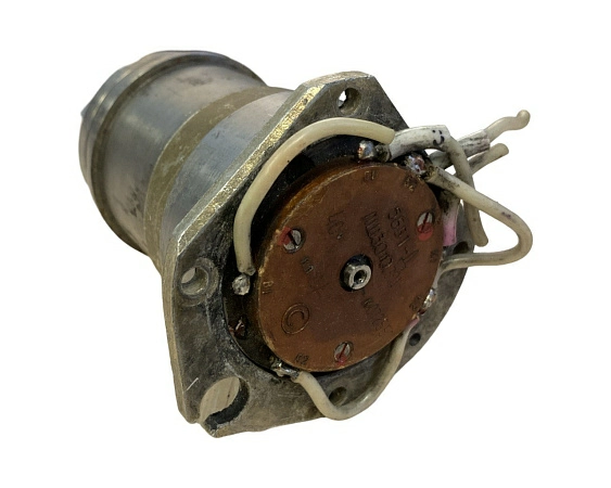 Сельсин 5БВТ ЛШ3.010 б.у. s/n 072550 на проверку