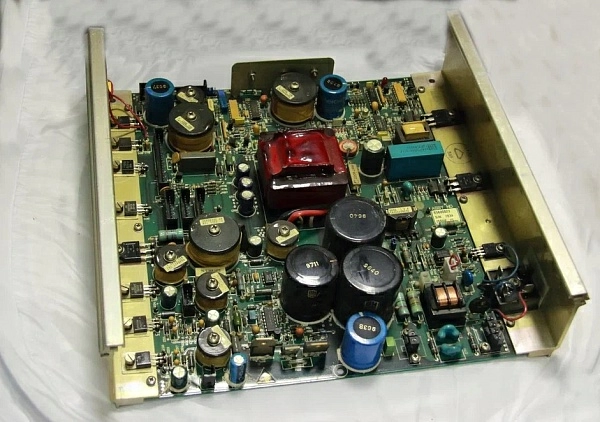 Блок питания BRIDGE MASTER II 65600823 бу s/n 7834 на проверку