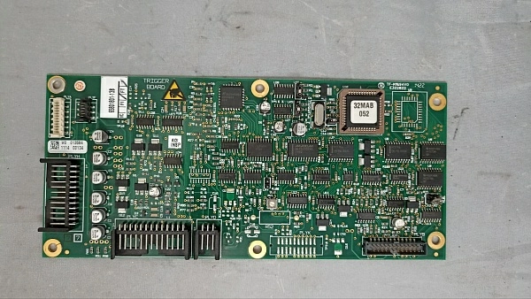 BM Плата TRIGGER BOARD 65801801.13B s.n. W0 013584 б.у. на проверку