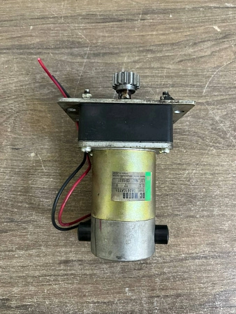 DC Motor DA061GA301 s/n 051031 б/у