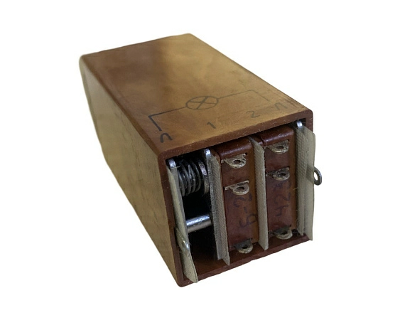 Переключатель П2П1ТА-1 БВ