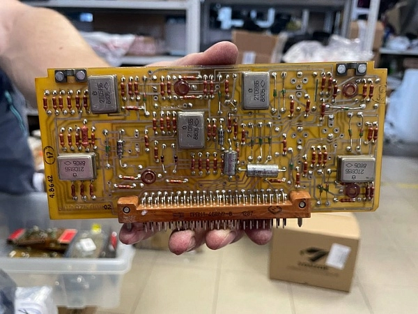 Плата для эхолота "НЭЛ" ЫП2.075.008 б.у. s/n 4.8642 на проверку