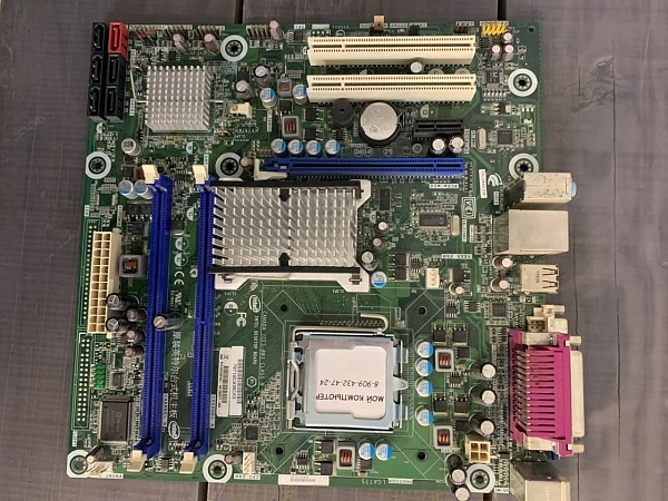 Материнская плата mATX Socket 775 DB43LD s/n 7071BC836CA3 б/у