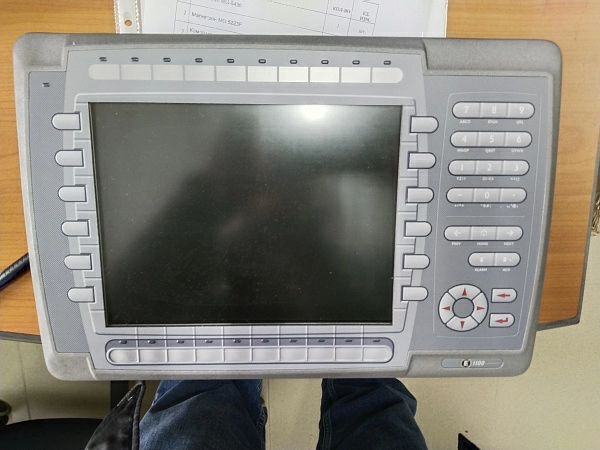 E 1100 terminal