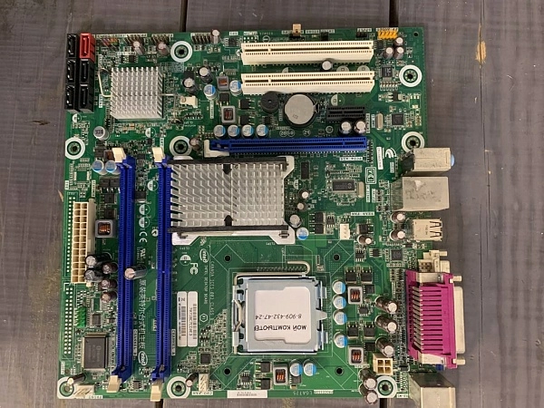 Материнская плата mATX Socket 775 DB43LD s/n 7071BC7CC0E3 б/у