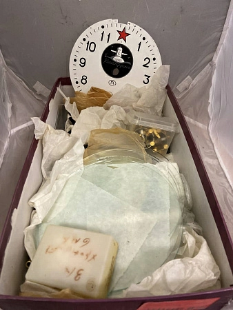 ЗИП для судовых часов б.у. б.s.n раб.