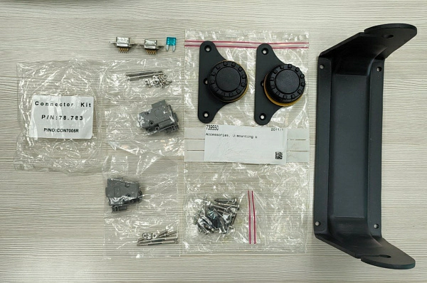 Монтажный комплект скоба/крепление для УКВ SAILOR