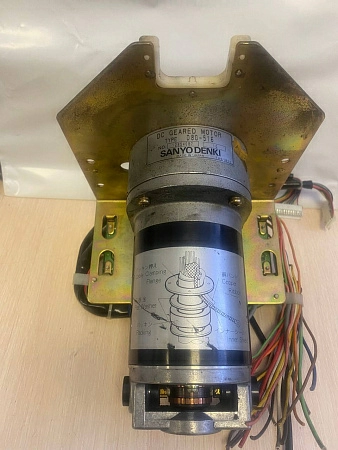 DC Geared Motor D8G-516 s/n 12854087, б/у, на проверку