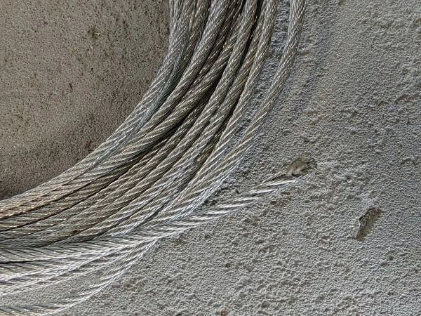 Трос стальной оцинкованный диаметр 3 мм