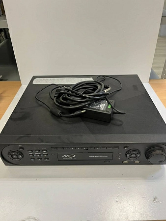 Видеорегистратор MicroDigital MDR-8800 s.n 15SIOE009N б.у рабочее