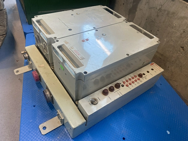 Блок питания от радиостанции РЕЙД-1 БП-200М2 б.у. s/n 000233 на проверку