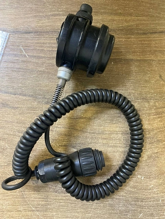 Ручной микрофон P-66 HOLMBERG GMBH PNR: 84-15-13207 без с/н б/у