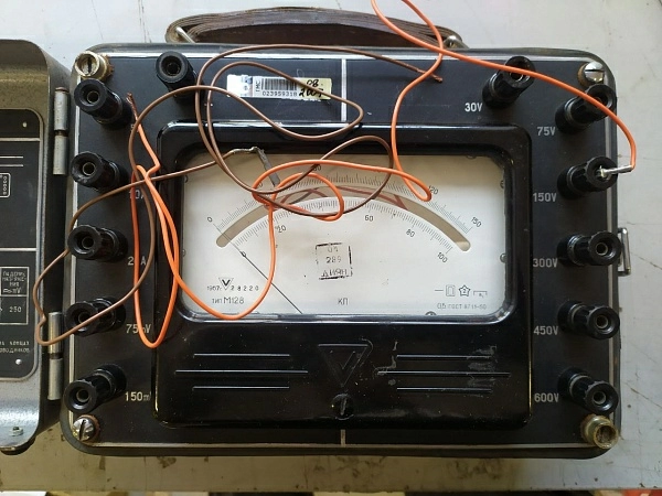 Вольтамперметр тип М128 б/у s/n 28220 на проверку