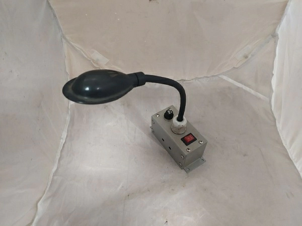 Лампа настольная s/n  ZEMG812-045 на проверку