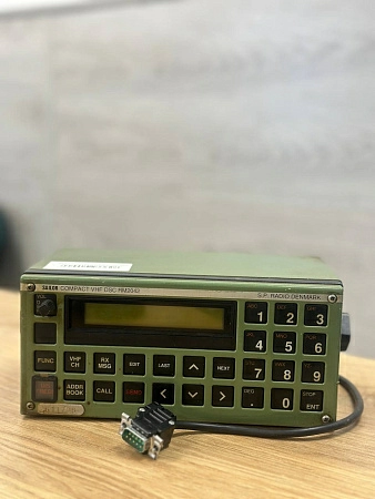 Sailor RM2042 compact VHF DSC б/у s/n 611738 на проверку