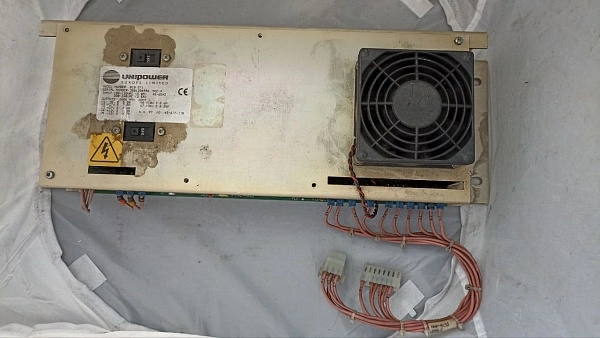 Блок питания Unipower 010.071 p.n. 45.677.110 s.n. 3001204996 б.у. на проверку