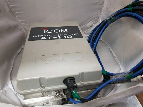 AT-130 Автоматический антенный тюнер б.у s.n 45333 раб.