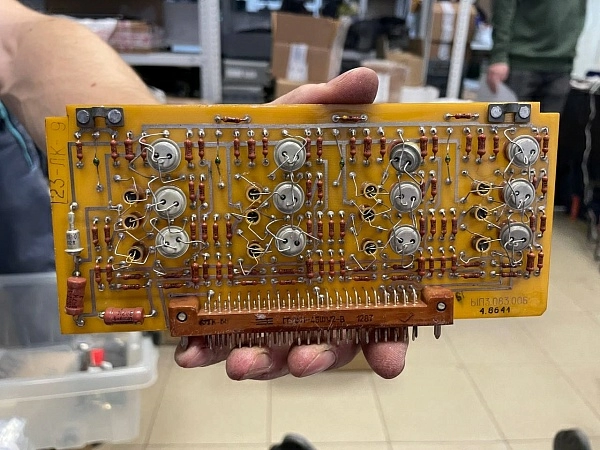 Плата для эхолота "НЭЛ" ЫП3.083.006 б.у. s/n 4.8641 на проверку