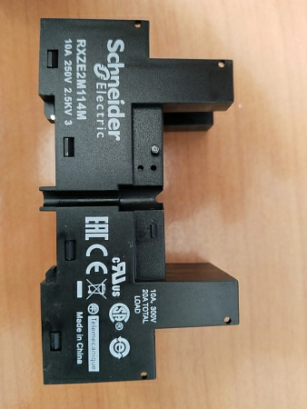 Колодка Schneider RXZE2M114M