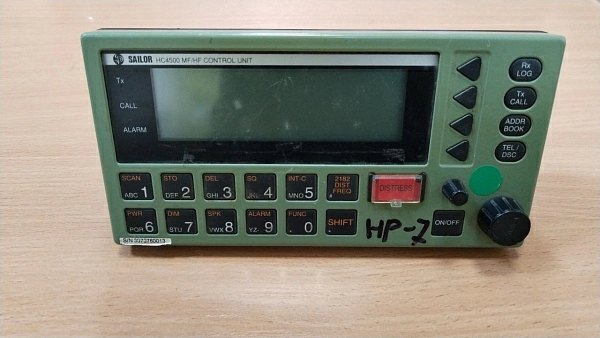 SAILOR HC4500 MF:HF CONTROL UNIT б.у s.n 3070760013 не раб.
